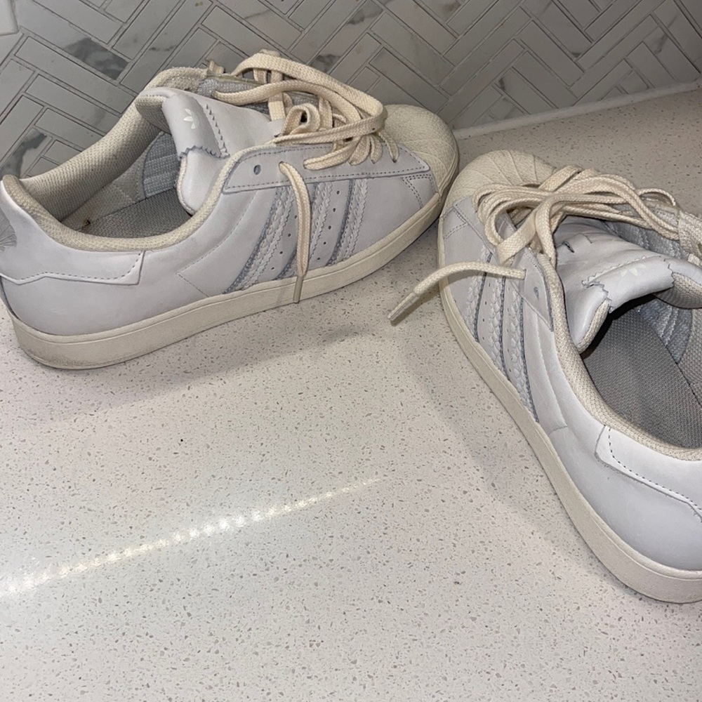 Adidas Shell Toe size 11